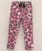 Load image into Gallery viewer, Animal Print with Bow Leggings