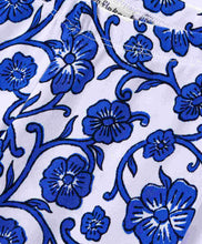 Load image into Gallery viewer, Floral Printed Super Stretch Full Length Leggings