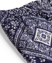 Load image into Gallery viewer, Abstract Printed Full Length Flared Leggings