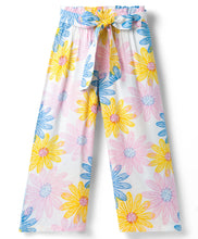 Load image into Gallery viewer, Floral Printed Straped Crop Top Culotte Pant Co-ord Set