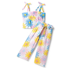 Load image into Gallery viewer, Floral Printed Straped Crop Top Culotte Pant Co-ord Set