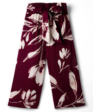 Load image into Gallery viewer, Woven Floral Printed Top Culotte Pant Co-ord Set