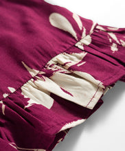 Load image into Gallery viewer, Floral Halter Neck Crop Top and Pant Set