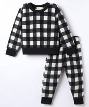 Load image into Gallery viewer, Polar Fleece Checkered Sweatshirt and Jogger Co-ord Set