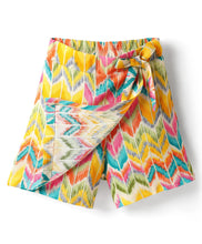 Load image into Gallery viewer, Zig Zag Print with Bow Applique Skorts - Yellow