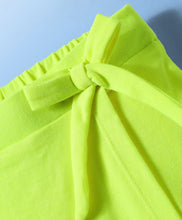 Load image into Gallery viewer, Solid with Bow Applique Skorts