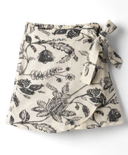 Load image into Gallery viewer, Floral Printed Cotton Bow Applique Skort