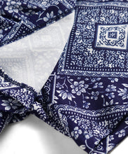 Load image into Gallery viewer, Abstract Printed Bow Applique Skort