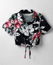 Load image into Gallery viewer, Floral Printed Half Sleeves Crop Shirt