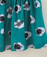 Load image into Gallery viewer, CrayonFlakes Soft and comfortable Floral Printed Skirt - Green