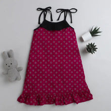 Load image into Gallery viewer, Abstract Open Strap with Frill Nighty