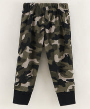 Load image into Gallery viewer, Camouflage Polar Fleece Jogger