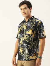 Load image into Gallery viewer, Floral Printed Half Sleeves Mens Shirt