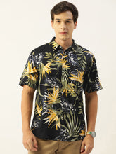 Load image into Gallery viewer, Floral Printed Half Sleeves Mens Shirt