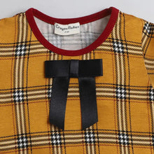 Load image into Gallery viewer, CrayonFlakes Soft and comfortable Checkered with Bow Leggings Set