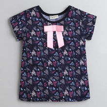 Load image into Gallery viewer, CrayonFlakes Soft and comfortable Hearts with Bow Leggings Set