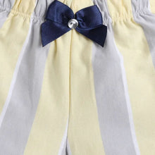 Load image into Gallery viewer, CrayonFlakes Soft and comfortable Striped Printed with Bow Short