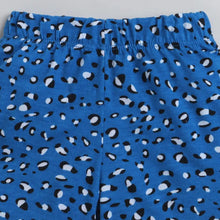 Load image into Gallery viewer, CrayonFlakes Soft and comfortable Animal Print Shorts