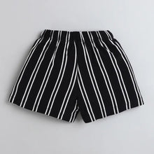 Load image into Gallery viewer, CrayonFlakes Soft and comfortable Striped Printed with Bow Short