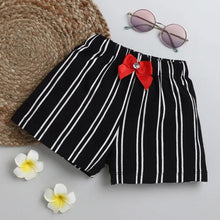 Load image into Gallery viewer, CrayonFlakes Soft and comfortable Striped Printed with Bow Short