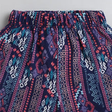 Load image into Gallery viewer, CrayonFlakes Soft and comfortable Abstract Printed Short