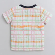 Load image into Gallery viewer, CrayonFlakes Soft and comfortable Checkered Printed Tshirt