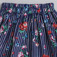 Load image into Gallery viewer, CrayonFlakes Soft and comfortable Flowers and Strips Printed Skirt