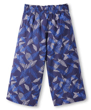 Load image into Gallery viewer, Forest Printed Cotton Belted Palazzo

