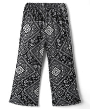 Load image into Gallery viewer, Abstract Printed Full Length Flared Leggings
