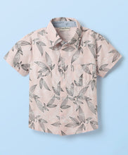 Load image into Gallery viewer, Leaves Printed Half Sleeves Shirt