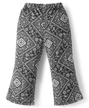 Load image into Gallery viewer, Abstract Printed Crop Top and Pant Co-ord Set
