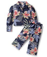 Load image into Gallery viewer, Floral Printed Crop Top Belted Culotte Co-ord Set