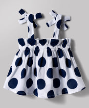 Load image into Gallery viewer, Polka Printed Straped Top Belted Short Set