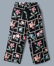 Load image into Gallery viewer, Textured Fabric Collared Top and Floral Culotte Set