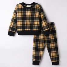 Load image into Gallery viewer, Polar Fleece Checkered Sweatshirt and Jogger Co-ord Set