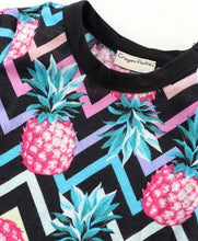 Load image into Gallery viewer, Pineapple Printed Half Sleeves Set