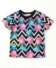 Load image into Gallery viewer, Pineapple Printed Half Sleeves Set