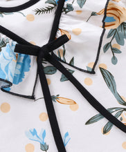 Load image into Gallery viewer, Floral V shape Frill with Bow Top Short Set