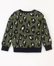 Load image into Gallery viewer, Animal Print Sweatshirt Jogger Set