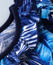 Load image into Gallery viewer, Leaves Printed Frilled Top Flapped Short Set