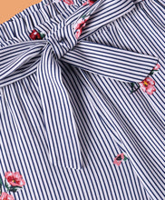Load image into Gallery viewer, Floral with Stripes Printed Bow Belt Shorts