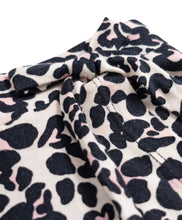 Load image into Gallery viewer, Leopard Print Bow Applique Skort