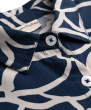 Load image into Gallery viewer, Woven Floral Printed with Knot Short Sleeves Top