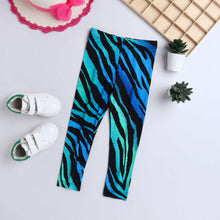 Load image into Gallery viewer, CrayonFlakes Soft and comfortable Tiger Printed Leggings - Black