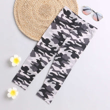 Load image into Gallery viewer, CrayonFlakes Soft and comfortable Camouflage Printed Leggings
