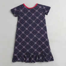 Load image into Gallery viewer, Checkered Printed Nighty - Navy