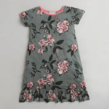 Load image into Gallery viewer, Floral Printed Nighty - Green
