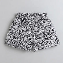 Load image into Gallery viewer, CrayonFlakes Soft and comfortable Animal Printed Short