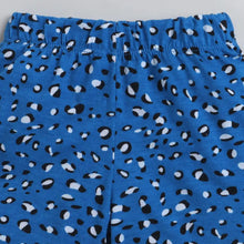 Load image into Gallery viewer, CrayonFlakes Soft and comfortable Animal Print Shorts