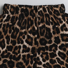 Load image into Gallery viewer, CrayonFlakes Soft and comfortable Leopard Printed Short
